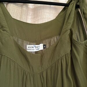 Ava Sky Olive Green Top